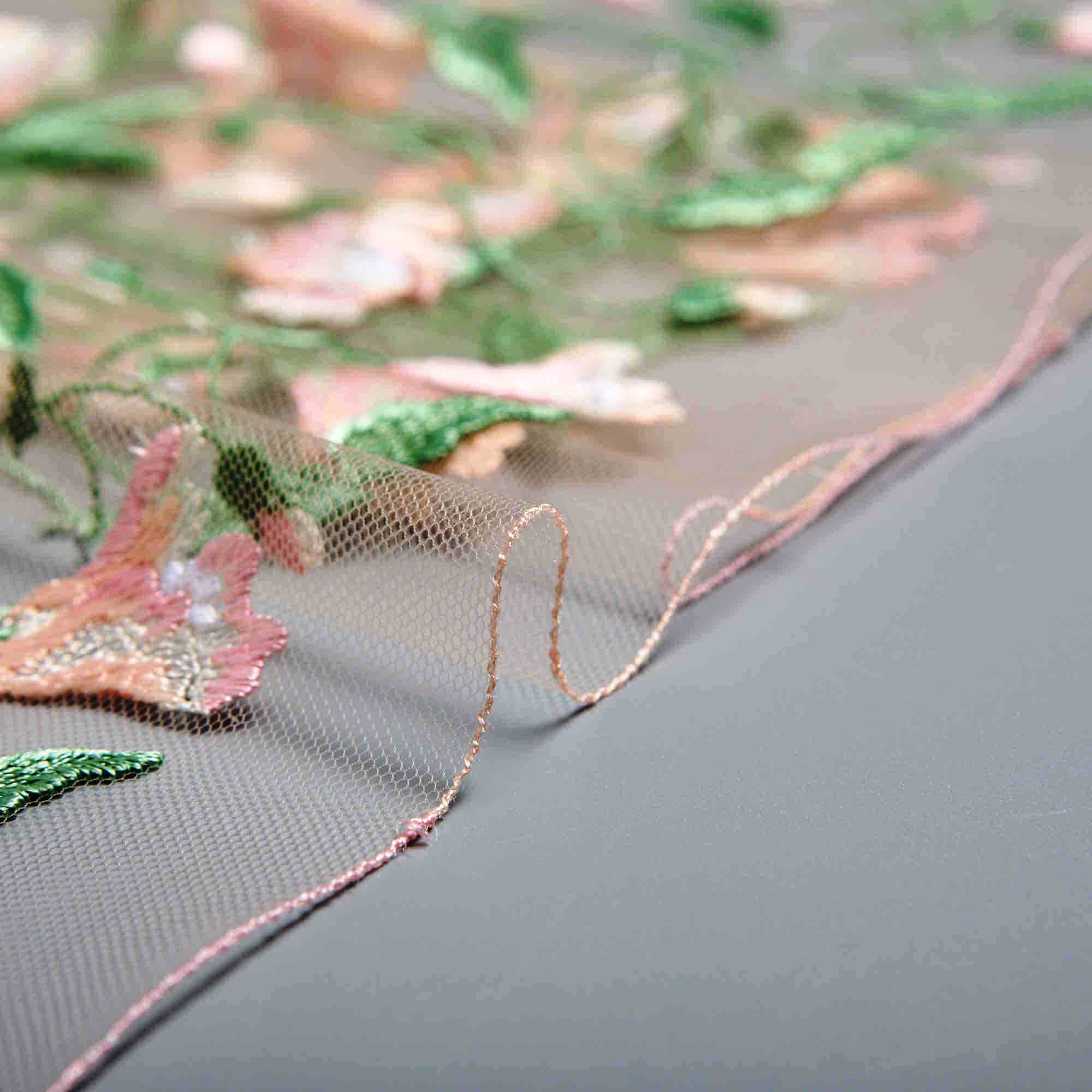 Вышивка На Сетке Неэластичной 420311 (Персиковый, skin/white, БП)