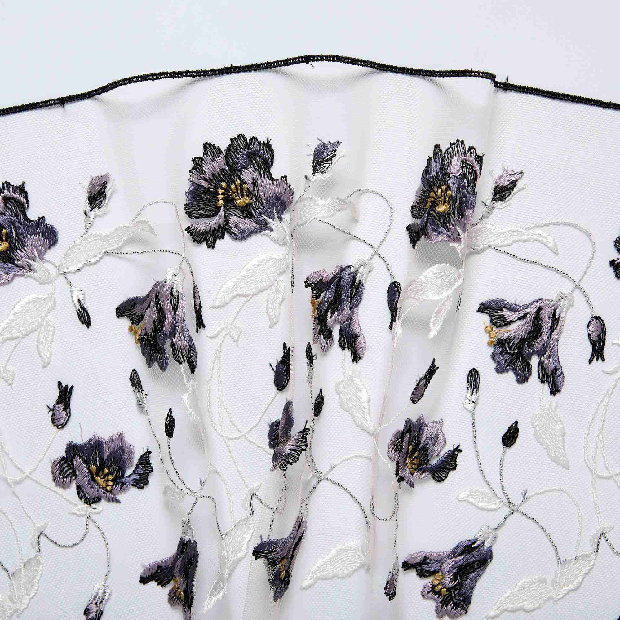 Вышивка На Сетке Неэластичной 420312 (Серый, skin/thistle, БП)