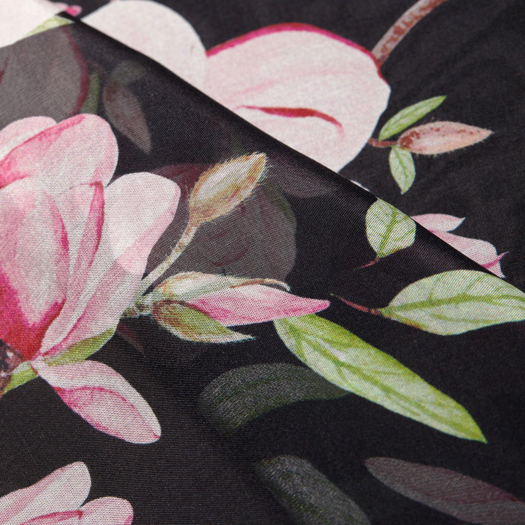 Шелк принт wh10146-8a (Черный, MAGNOLIA, БП)