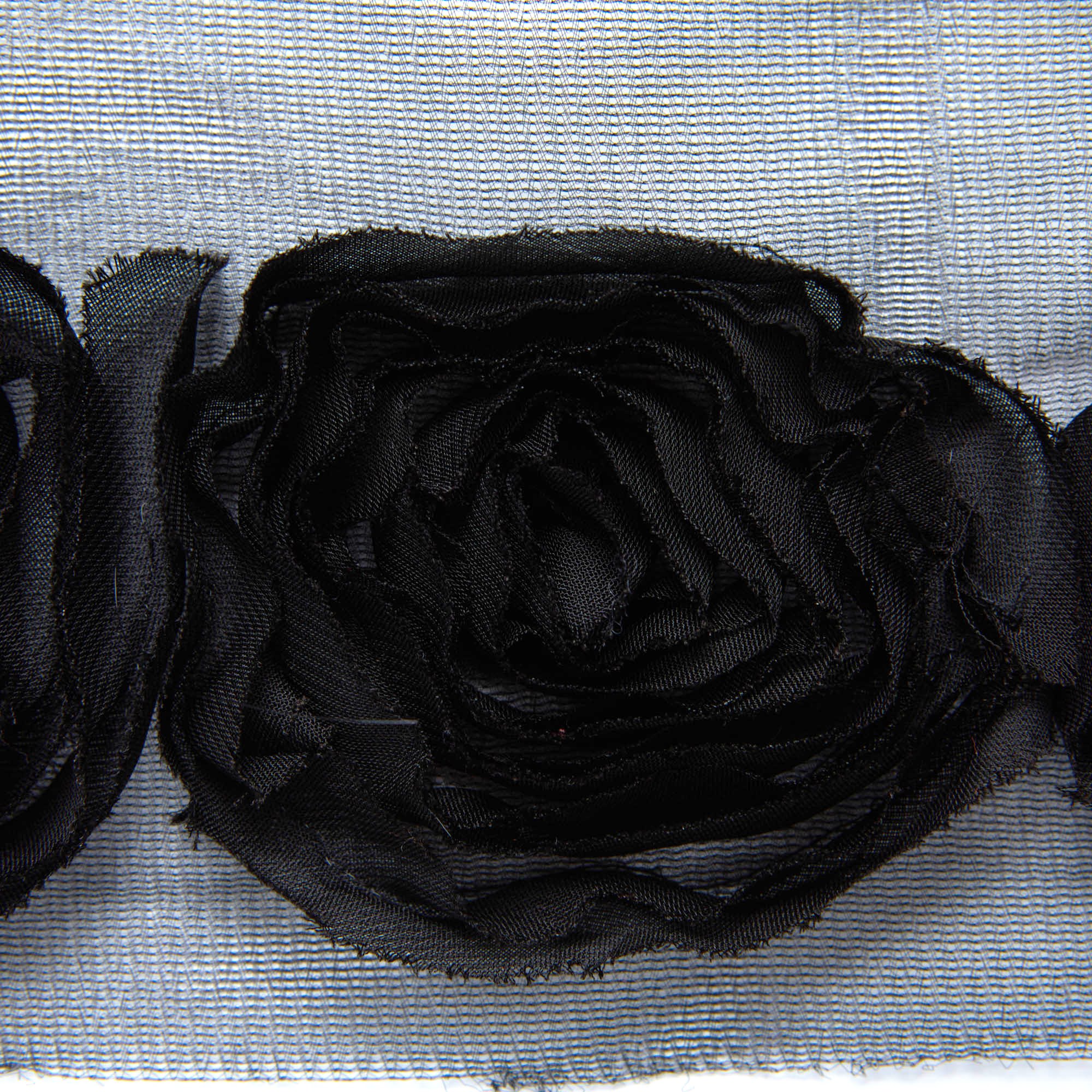 Вышивка на сетке неэластичной 1657b (Черный, Стандарт, БП)