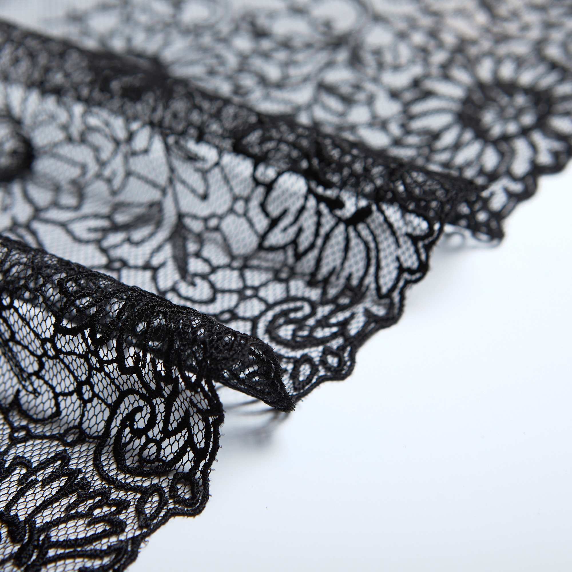 Вышивка на сетке неэластичной HA-30192 (Черный, Стандарт, БП)