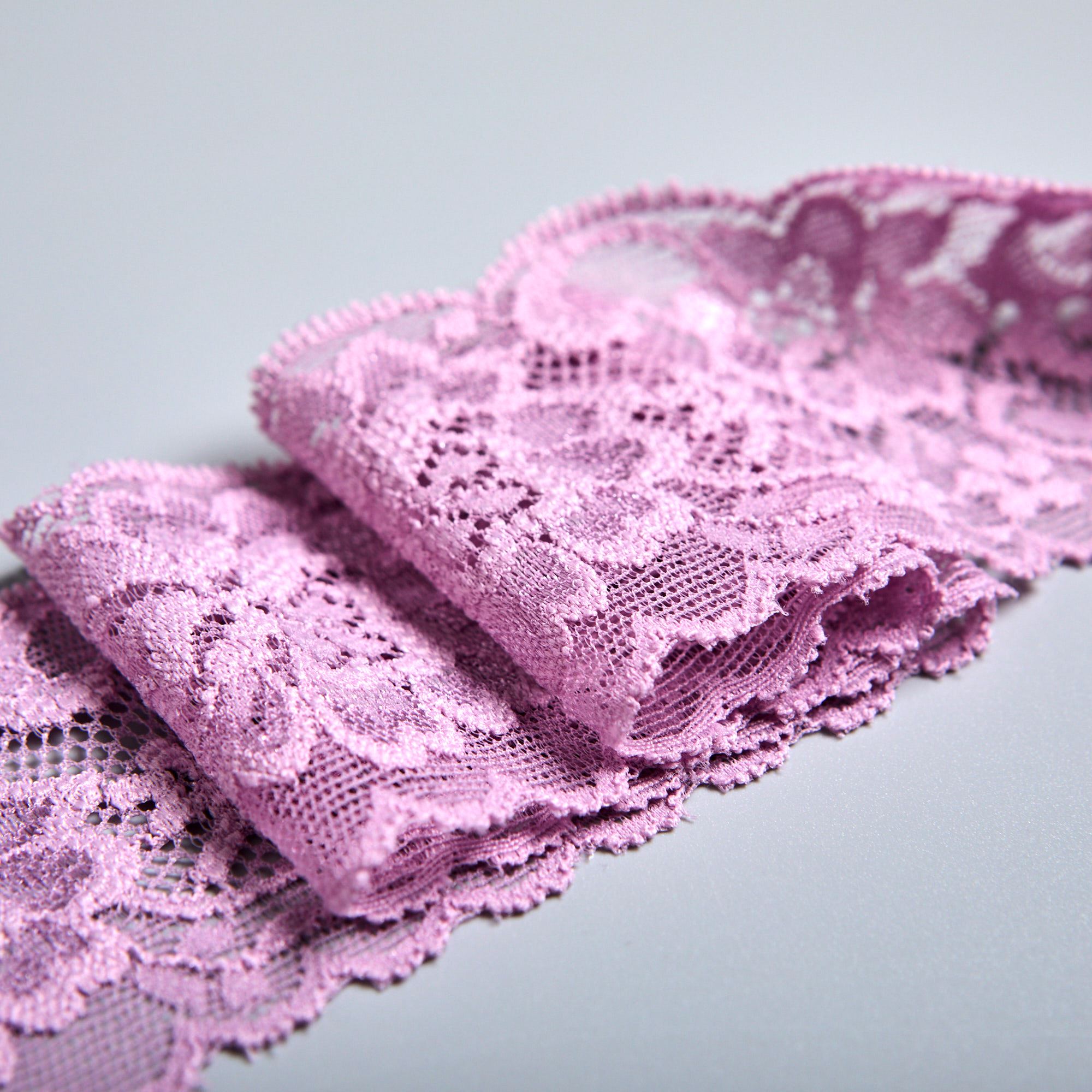 Кружево эластичное узкое 39225BH (Сиреневый, 6B1068A, БП)