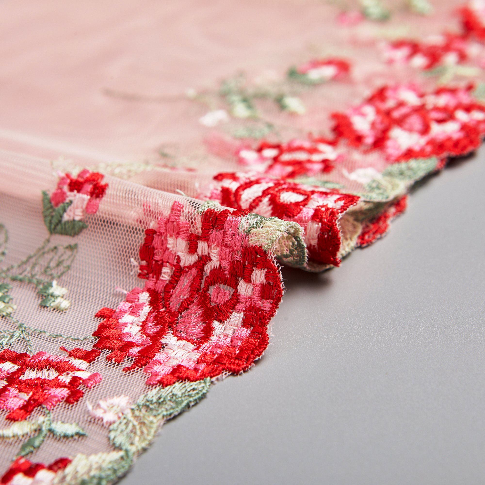 Вышивка на сетке неэластичной HC-20107B (Розовый, red roses, БП)