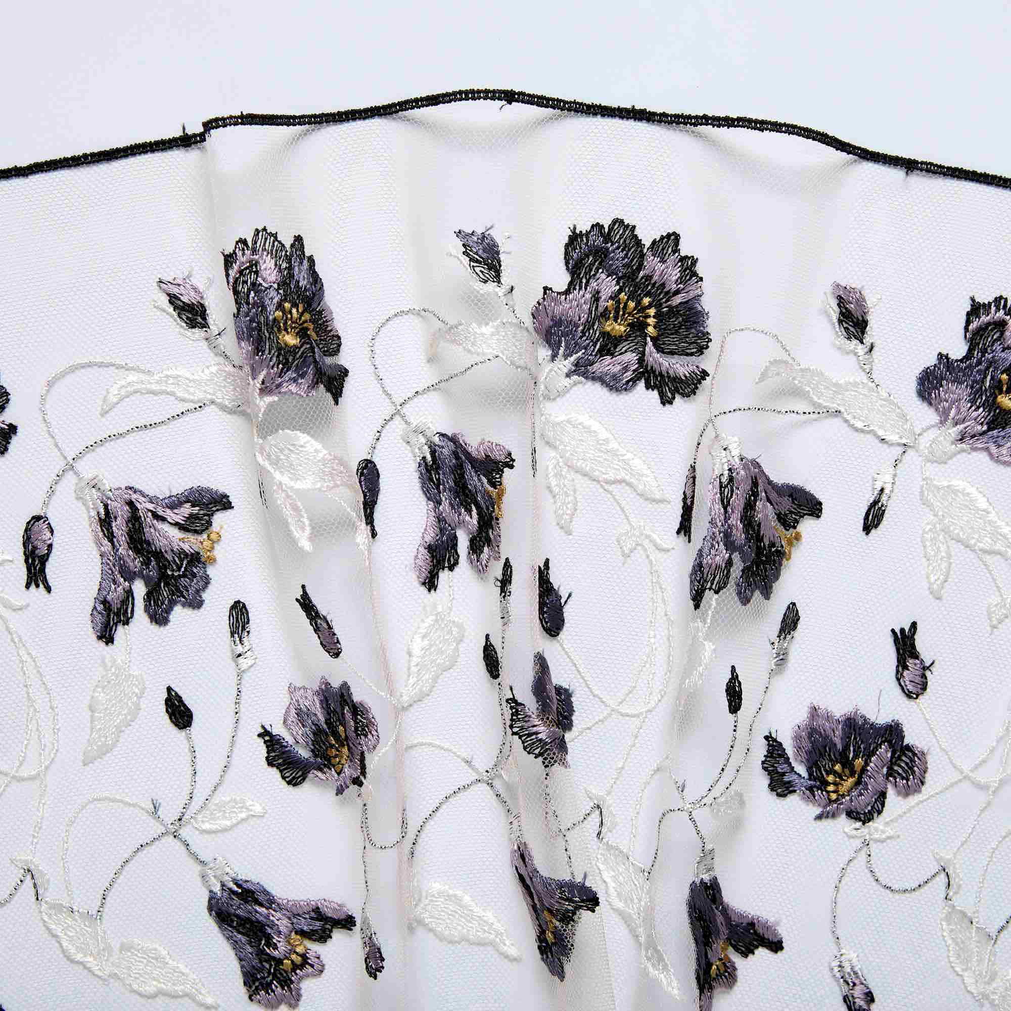 Вышивка На Сетке Неэластичной 420311 (Серый, skin/thistle, БП)