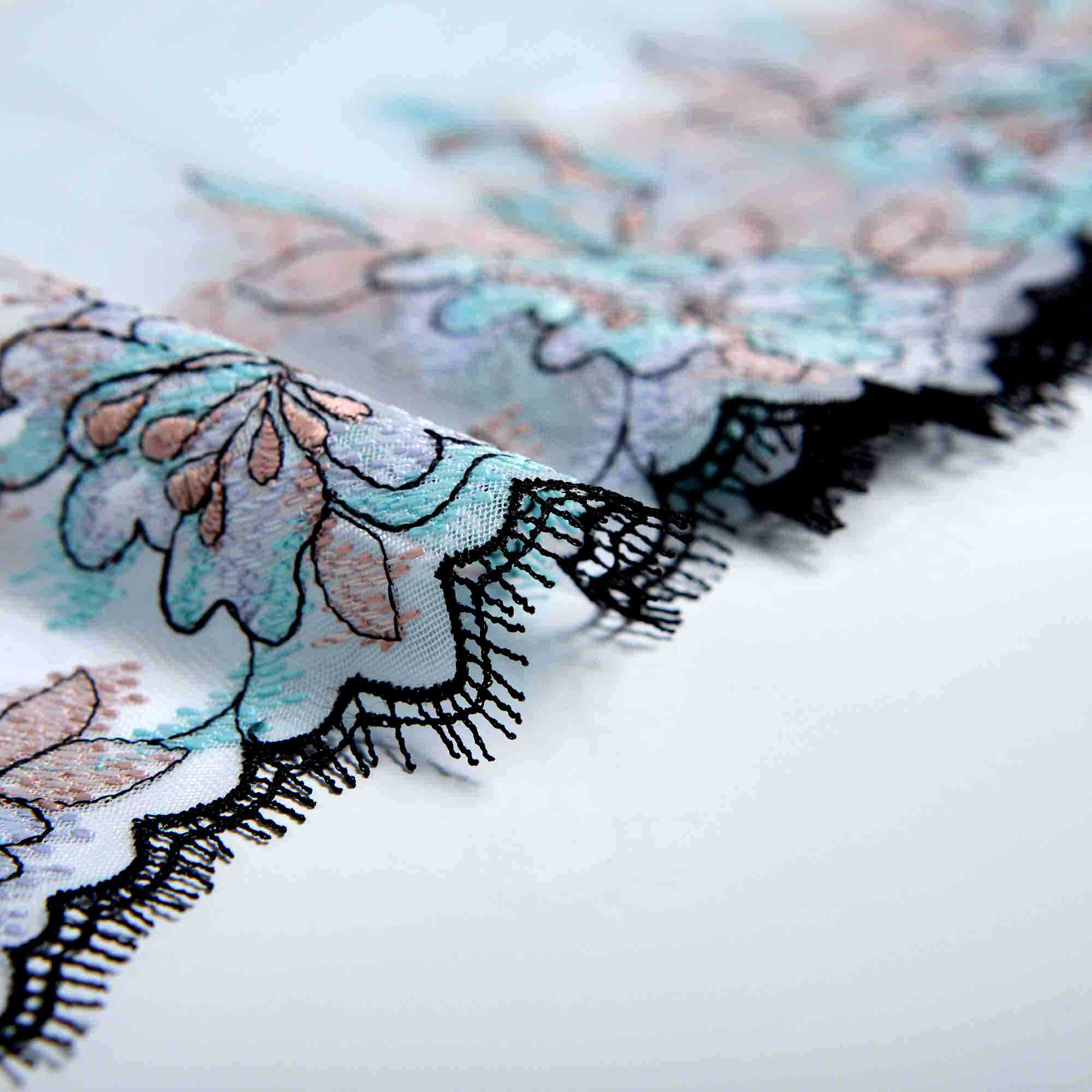 Вышивка на сетке неэластичной ENT01585B (Ментоловый, 031, БП)