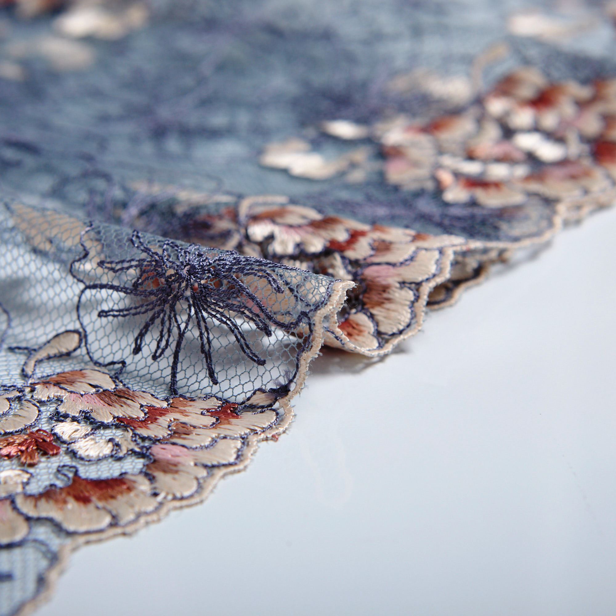 Вышивка На Сетке Неэластичной 413595 (Серый, K52788, БП)