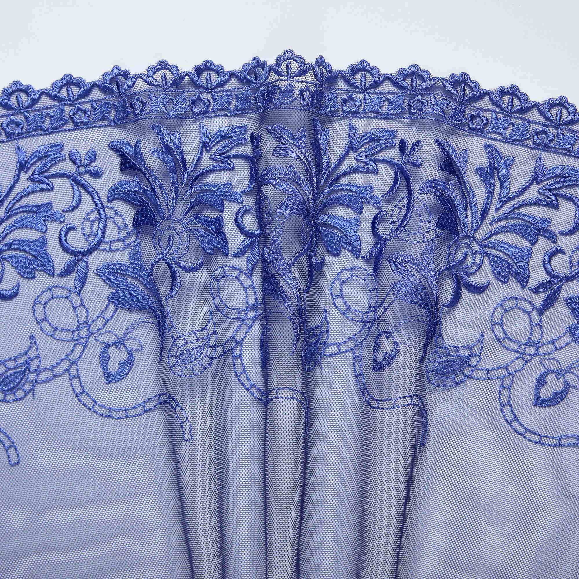 Вышивка на сетке неэластичной ENT00104C (Синий, 037, БП)