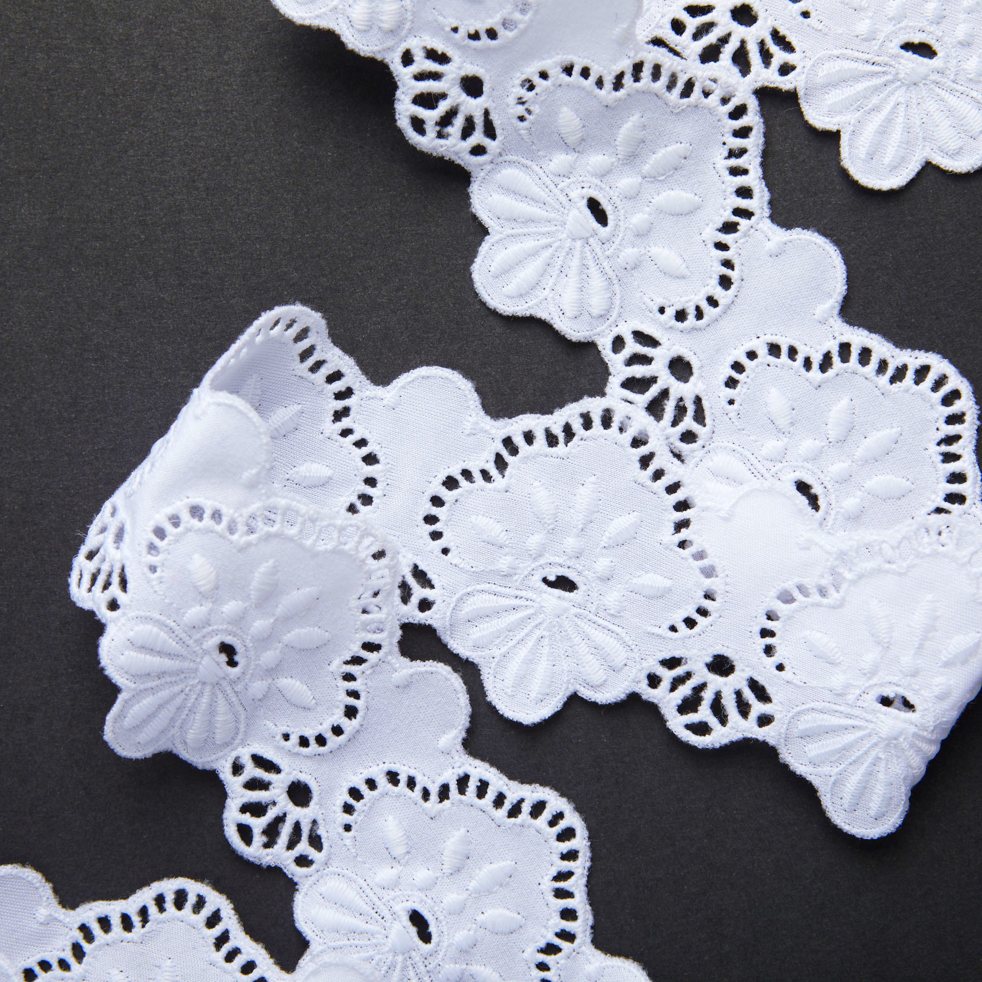 Вышивка На Сатине 111291М1.01 [8] (Белый, Стандарт, БП)